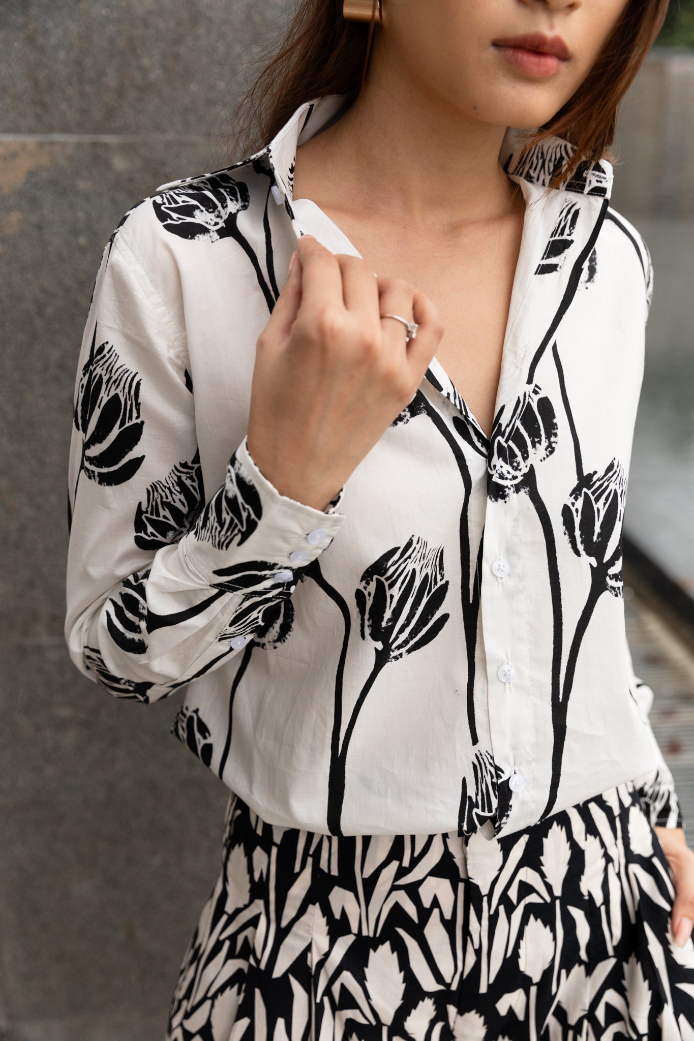 Alexa Girl Boss Shirt in MonoKhroma