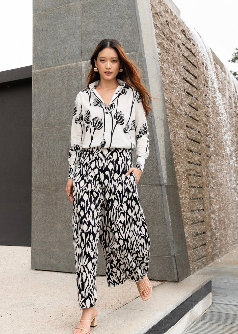 Quinn Zip Front Pants in MonoKhroma