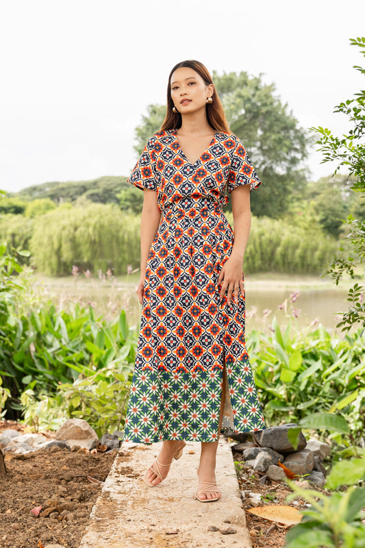 Erika Maxi Dress in Peranakan