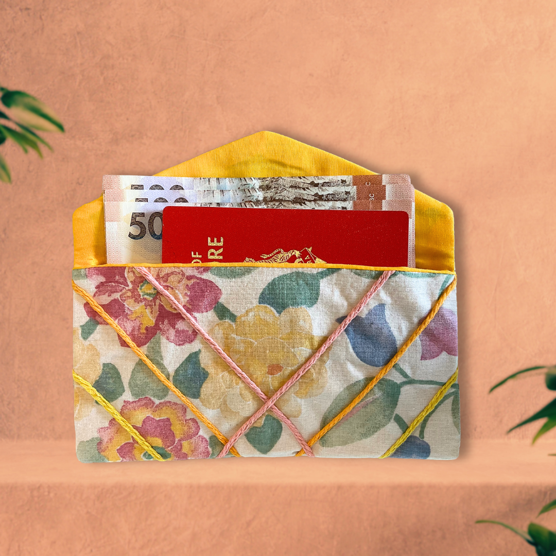 Everyday Pouch in English Florals