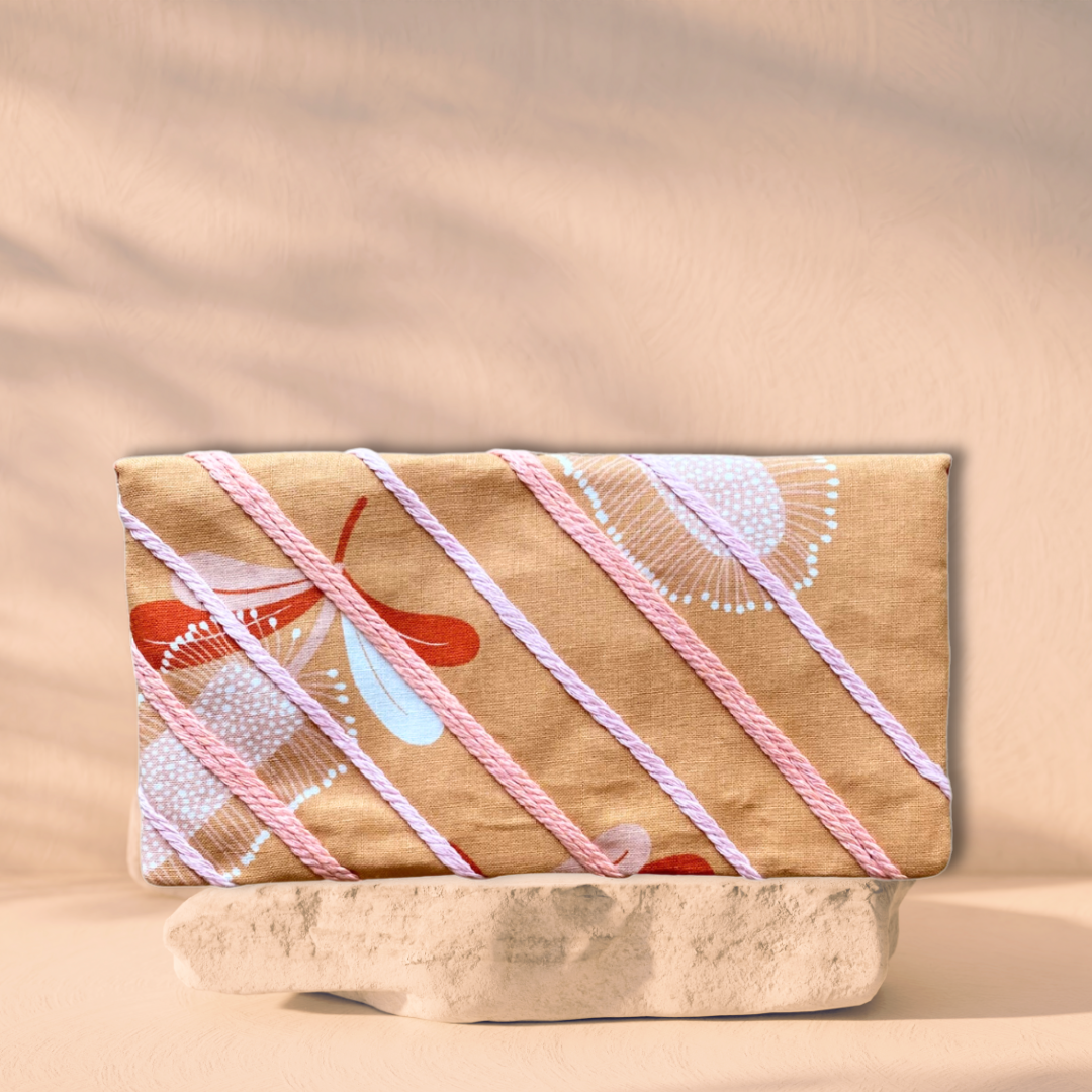 Everyday Pouch in Fluff