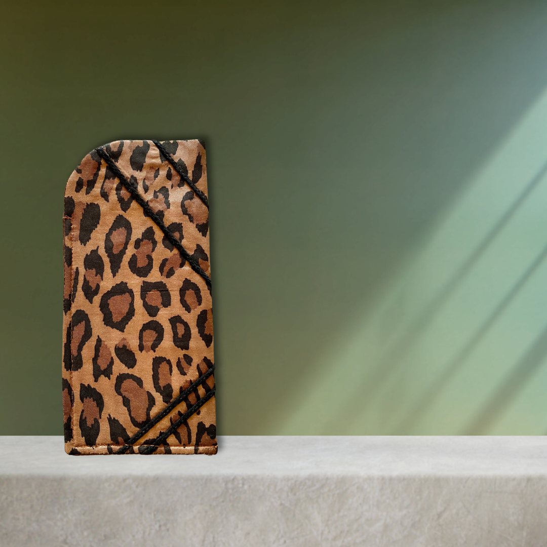 Glasses Pouch in Leopard