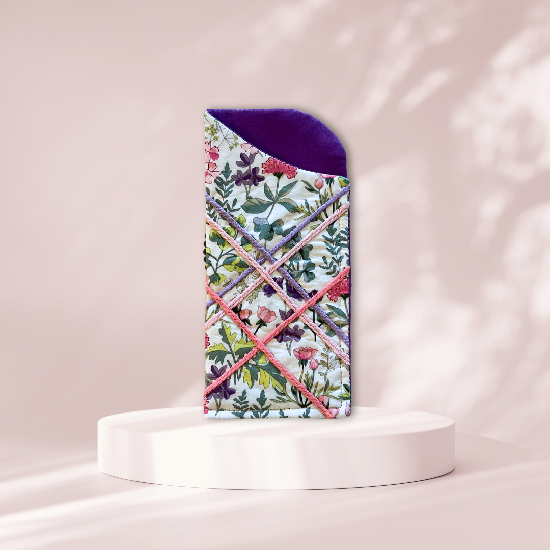 Glasses Pouch in Pastel Botanicals