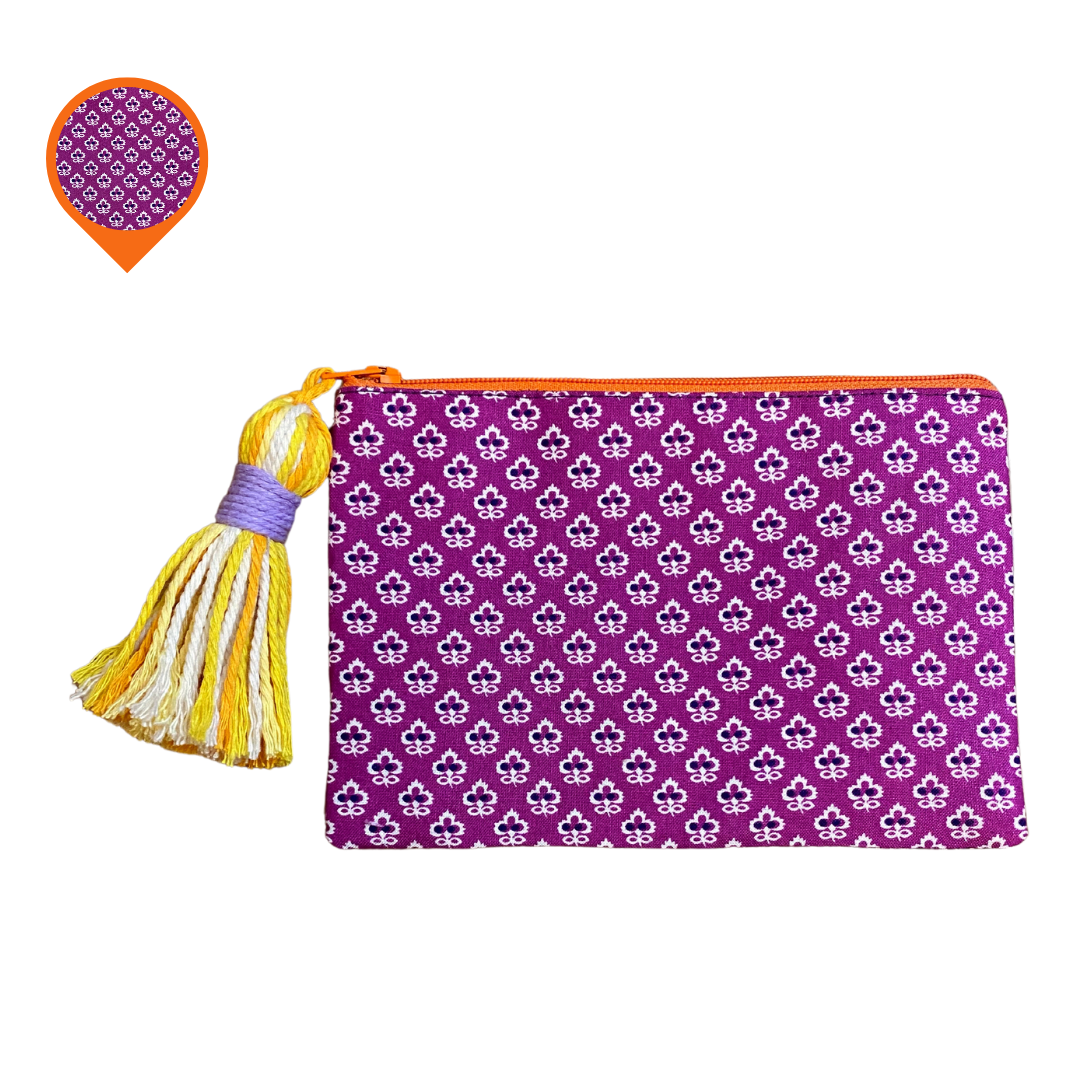 Amoi Hallmark Necessity Pouch in Spade