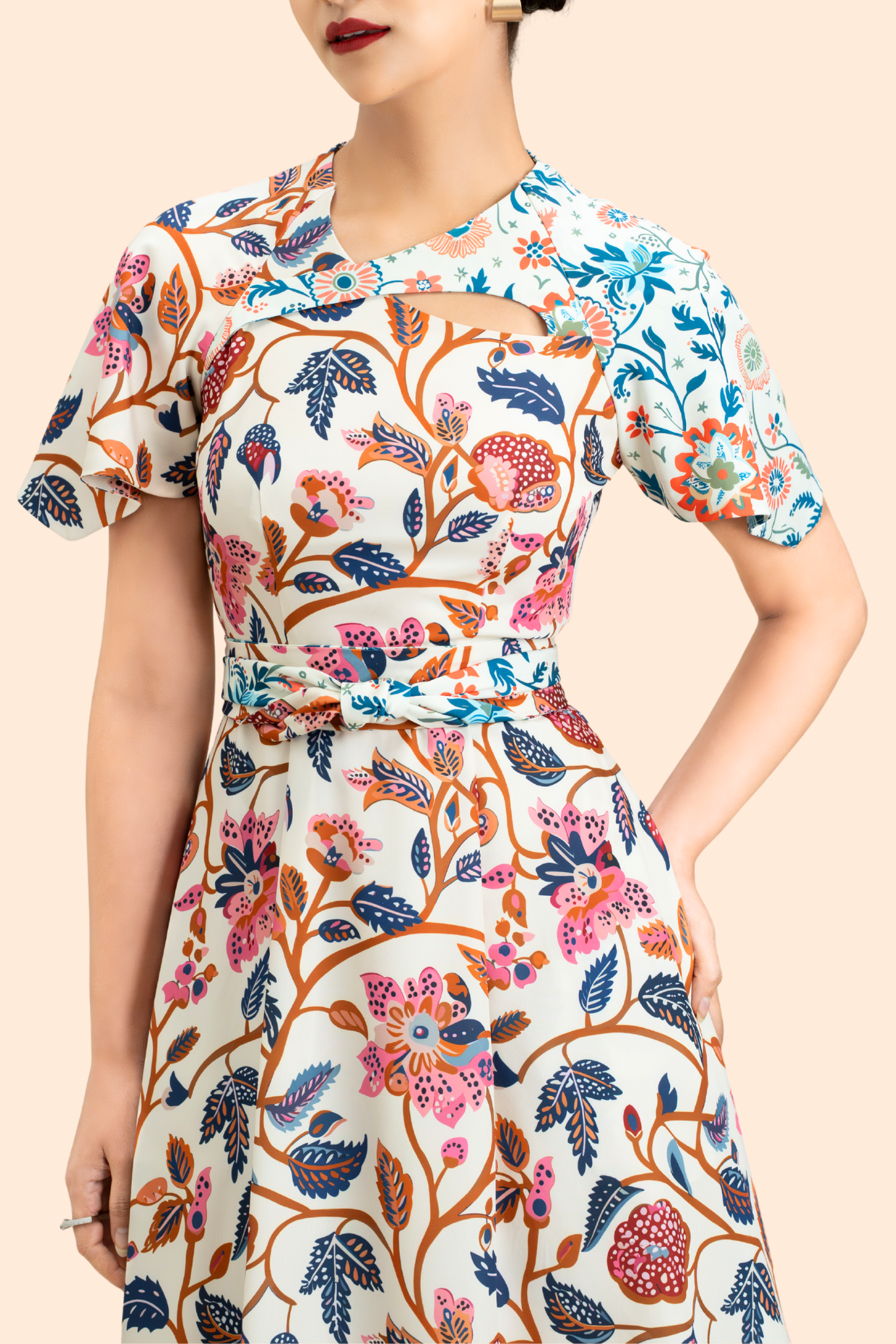 Meredith Aperture Dress in Dawn