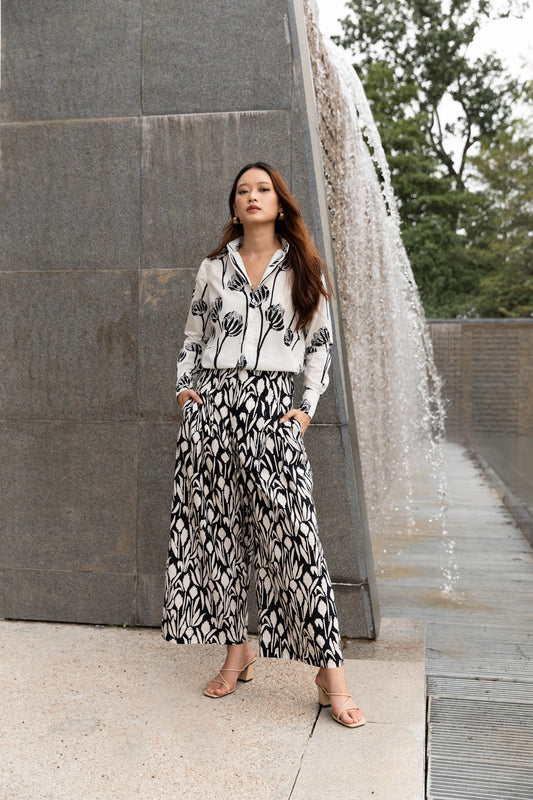 Alexa Girl Boss Shirt in MonoKhroma