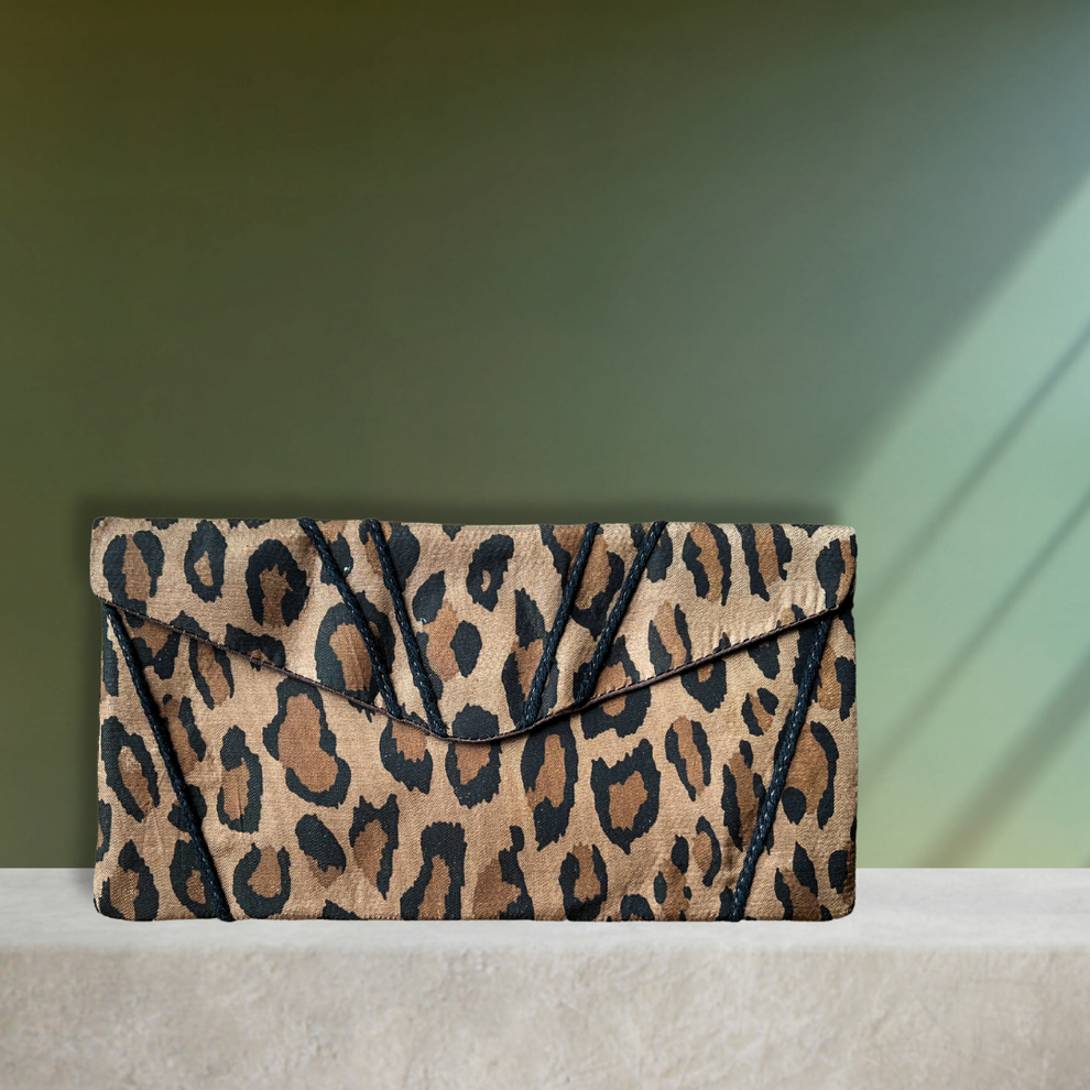 Everyday Pouch in Leopard — AMOI – AMOI Hallmark